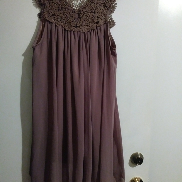 Main strip dress - Picture 4 of 5